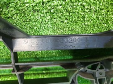 РЕШЕТКА РАДИАТОРА НА TOYOTA TOWN ACE NOAH KR42V