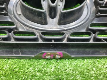 РЕШЕТКА РАДИАТОРА НА TOYOTA PROBOX NCP50V