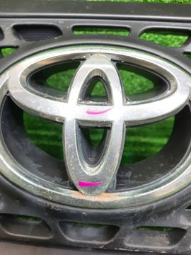 РЕШЕТКА РАДИАТОРА НА TOYOTA PROBOX NCP50V