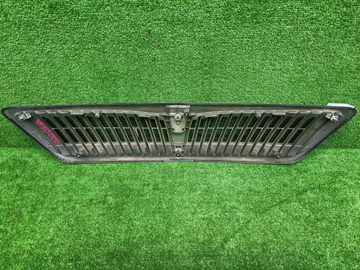 РЕШЕТКА РАДИАТОРА НА TOYOTA VISTA ARDEO SV50G