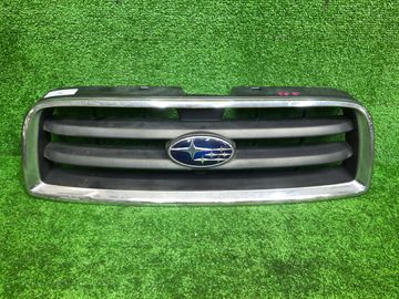 РЕШЕТКА РАДИАТОРА НА SUBARU FORESTER SG5