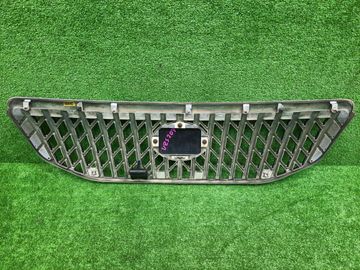 РЕШЕТКА РАДИАТОРА НА TOYOTA CROWN MAJESTA UZS207