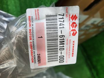 РЕШЕТКА РАДИАТОРА НА SUZUKI SX4 YB22S