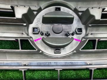 РЕШЕТКА РАДИАТОРА НА NISSAN SERENA C26
