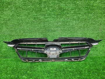 РЕШЕТКА РАДИАТОРА НА SUBARU LEGACY BP5