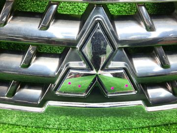 РЕШЕТКА РАДИАТОРА НА MITSUBISHI OUTLANDER CW6W