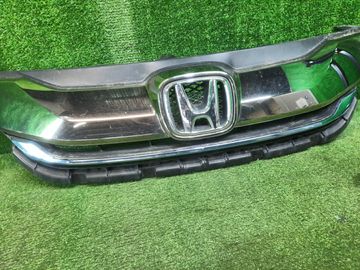 РЕШЕТКА РАДИАТОРА НА HONDA FIT SHUTTLE GP2