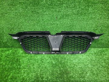 РЕШЕТКА РАДИАТОРА НА SUBARU LEGACY BP5