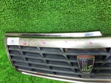 РЕШЕТКА РАДИАТОРА НА NISSAN LIBERTY M12 