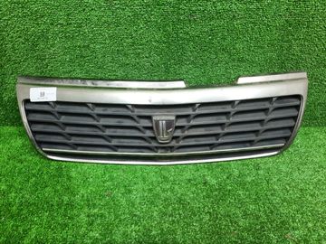 РЕШЕТКА РАДИАТОРА НА NISSAN LIBERTY M12 