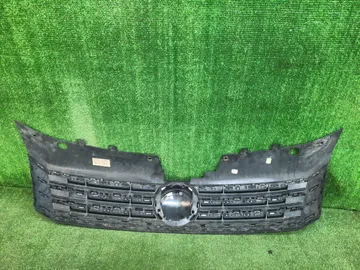 РЕШЕТКА РАДИАТОРА НА VOLKSWAGEN PASSAT B7