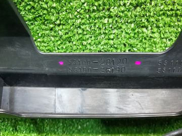 РЕШЕТКА РАДИАТОРА НА TOYOTA NOAH CR52