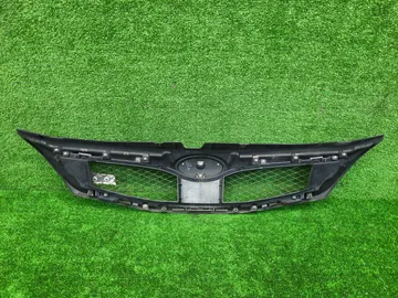 РЕШЕТКА РАДИАТОРА НА SUBARU IMPREZA WRX STI GRF