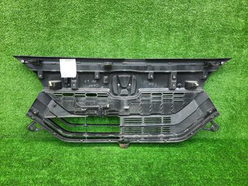 РЕШЕТКА РАДИАТОРА НА HONDA N-BOX JF3