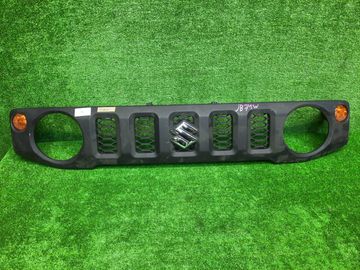РЕШЕТКА РАДИАТОРА НА SUZUKI JIMNY JB74W