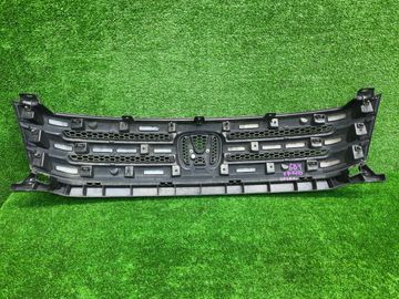РЕШЕТКА РАДИАТОРА НА HONDA FREED SPIKE GB4