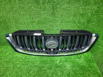 РЕШЕТКА РАДИАТОРА НА DAIHATSU TERIOS J122G