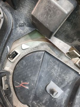 РЕШЕТКА РАДИАТОРА НА TOYOTA VELLFIRE GGH25