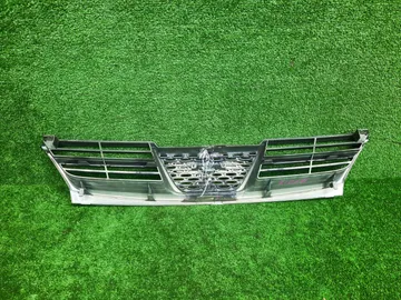 РЕШЕТКА РАДИАТОРА НА TOYOTA CARINA AT210