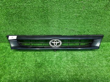 РЕШЕТКА РАДИАТОРА НА TOYOTA COROLLA AE100 5A-FE