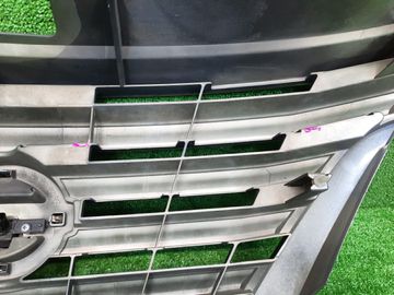 РЕШЕТКА РАДИАТОРА НА NISSAN SERENA C26
