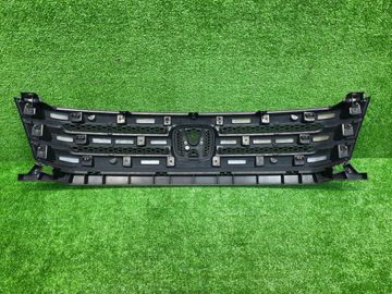 РЕШЕТКА РАДИАТОРА НА HONDA FREED SPIKE GB4