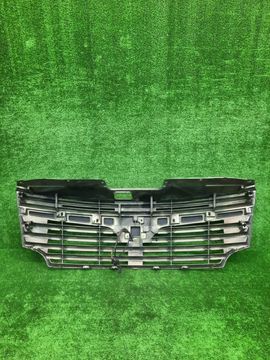 РЕШЕТКА РАДИАТОРА НА NISSAN ELGRAND E52