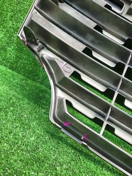 РЕШЕТКА РАДИАТОРА НА NISSAN ELGRAND E52