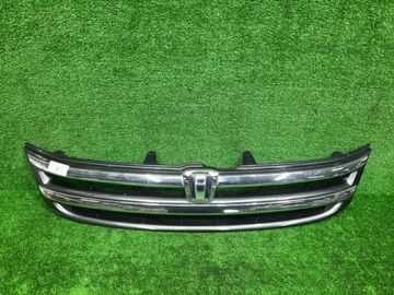 РЕШЕТКА РАДИАТОРА НА TOYOTA ISIS ZGM10G