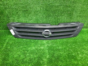 РЕШЕТКА РАДИАТОРА НА NISSAN AD Y11