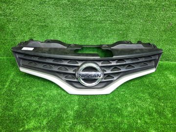 РЕШЕТКА РАДИАТОРА НА NISSAN NV200 M20