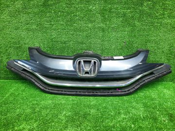 РЕШЕТКА РАДИАТОРА НА HONDA FIT GK3