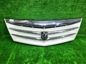РЕШЕТКА РАДИАТОРА НА TOYOTA ALPHARD ANH10