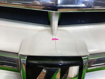 РЕШЕТКА РАДИАТОРА НА TOYOTA ALPHARD ANH10