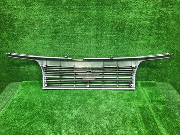 РЕШЕТКА РАДИАТОРА НА NISSAN ELGRAND E50