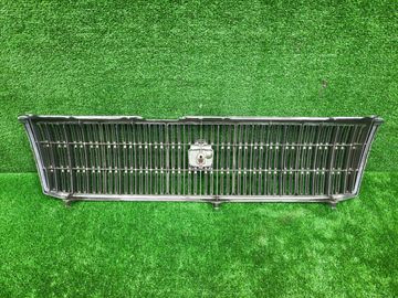 РЕШЕТКА РАДИАТОРА НА TOYOTA CROWN JZS151