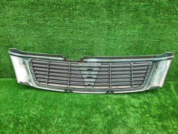 РЕШЕТКА РАДИАТОРА НА NISSAN PRESAGE U30