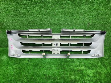 РЕШЕТКА РАДИАТОРА НА MITSUBISHI PAJERO IO H77W