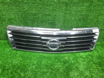 РЕШЕТКА РАДИАТОРА НА NISSAN LIBERTY M12