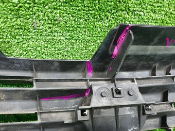 РЕШЕТКА РАДИАТОРА НА NISSAN SKYLINE V35