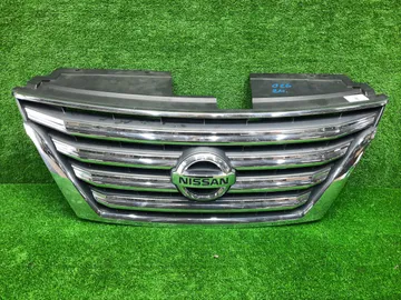 РЕШЕТКА РАДИАТОРА НА NISSAN SERENA C26