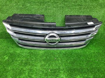 РЕШЕТКА РАДИАТОРА НА NISSAN SERENA C26