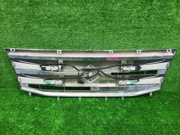 РЕШЕТКА РАДИАТОРА НА SUZUKI WAGON R MH44S
