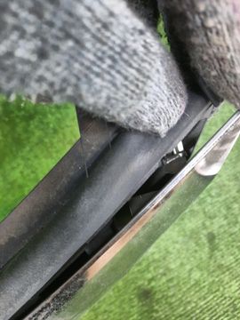 РЕШЕТКА РАДИАТОРА НА TOYOTA VELLFIRE ANH20