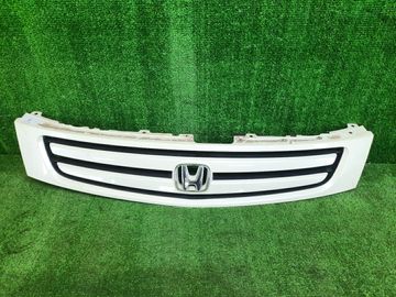 РЕШЕТКА РАДИАТОРА НА HONDA STREAM RN1