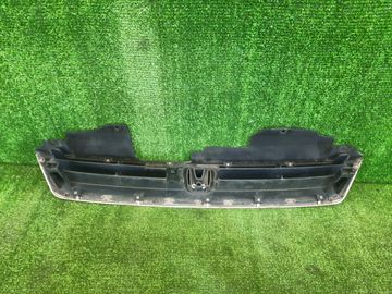 РЕШЕТКА РАДИАТОРА НА HONDA ACCORD CD5
