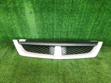 РЕШЕТКА РАДИАТОРА НА NISSAN WINGROAD Y11