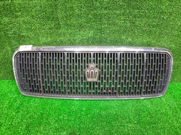 РЕШЕТКА РАДИАТОРА НА TOYOTA CROWN MAJESTA UZS151