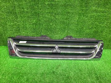 РЕШЕТКА РАДИАТОРА НА MITSUBISHI PAJERO MINI H58A