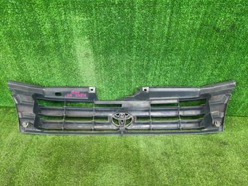 РЕШЕТКА РАДИАТОРА НА TOYOTA NOAH SR40